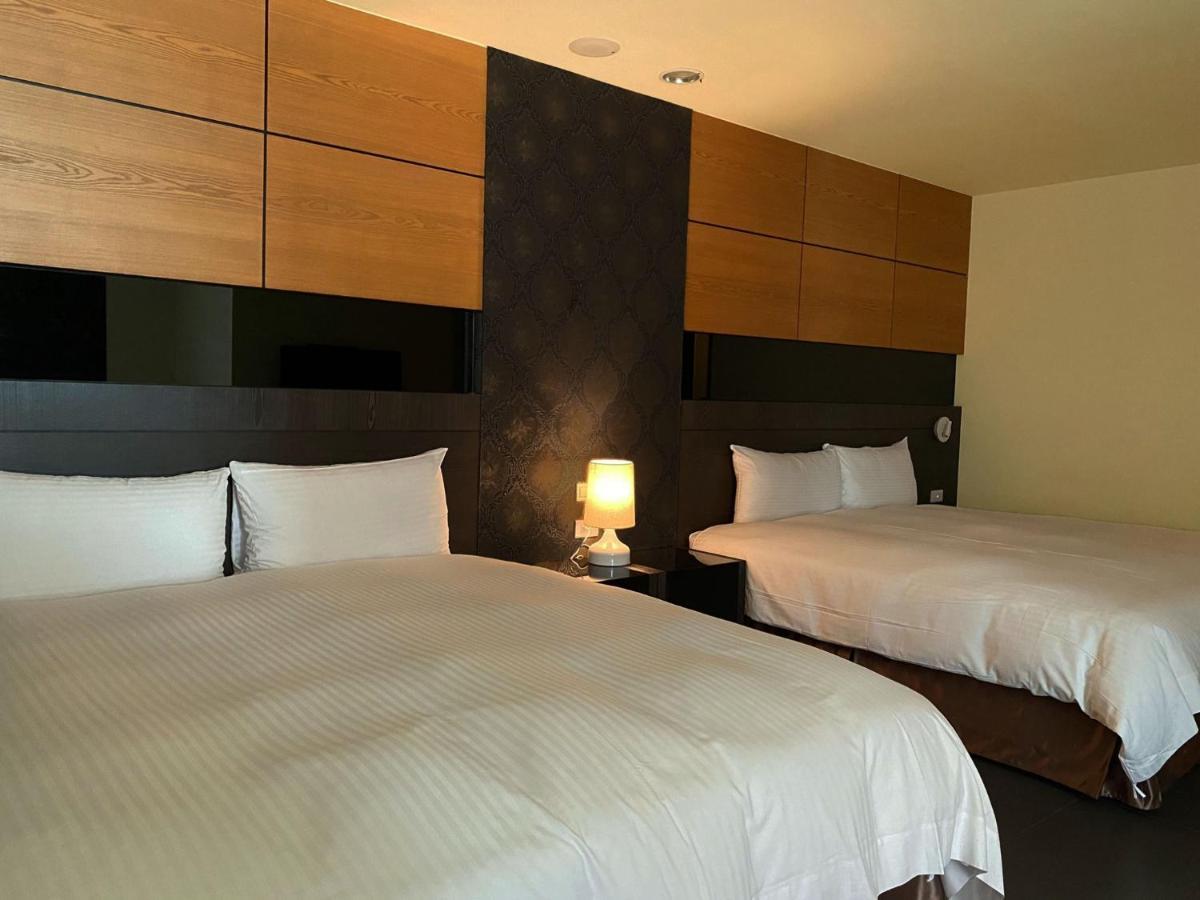 San Juan Easy Stay Inn Tainan Extérieur photo